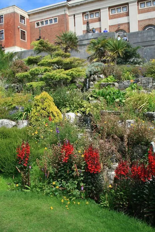 Whitehall Hotel Bournemouth 2*,  United Kingdom